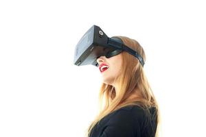 mujer con casco de realidad virtual foto