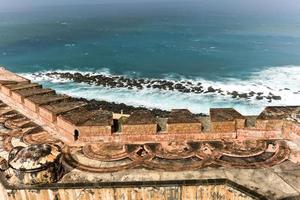 castillo san felipe del morro también conocido como fuerte san felipe del morro o castillo del morro. es una ciudadela del siglo XVI ubicada en san juan, puerto rico. foto