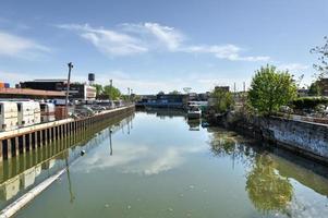 canal gowanus, brooklyn, nueva york foto