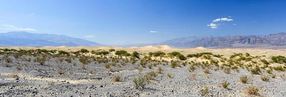 dunas de arena planas de mezquite, valle de la muerte foto