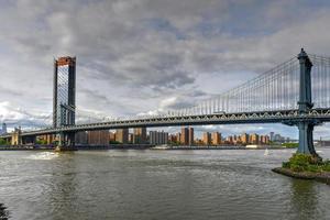 View of the Manhattan Bridge from Brooklyn Heights. photo