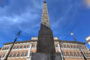 palazzo montecitorio es un palacio en roma y la sede de la cámara de diputados italiana foto