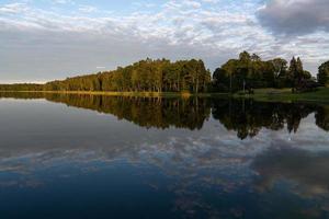 paisajes de verano en letonia foto
