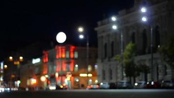 natt scen av stad fyrkant med människor Timelapse video
