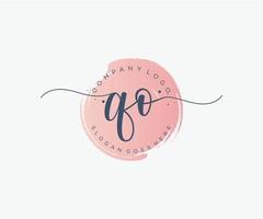 Initial QO feminine logo. Usable for Nature, Salon, Spa, Cosmetic and Beauty Logos. Flat Vector Logo Design Template Element.