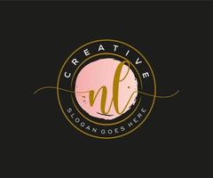 monograma de belleza de logotipo femenino inicial nl y diseño de logotipo elegante, logotipo de escritura a mano de firma inicial, boda, moda, floral y botánica con plantilla creativa. vector