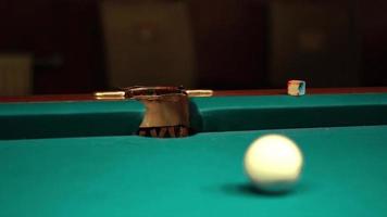 moments de la partie de billard video