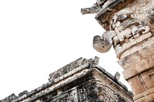 ruinas antiguas en chichén itzá foto