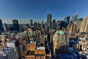 vista del horizonte de la ciudad de nueva york desde el centro de manhattan. foto