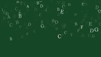 animación del alfabeto brillante volador sobre fondo verde, este último capital flotando sobre fondo verde. animación en bucle del alfabeto moviéndose en el aire, letras inglesas cayendo animación en tablero verde