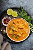 Chicken and cashew red curry photo