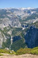 media cúpula del valle de yosemite foto