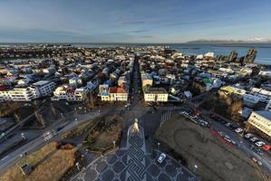paisaje urbano de reykjavik en islandia foto