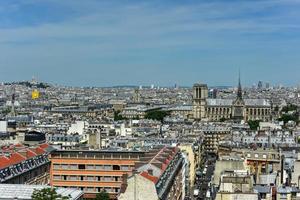 vista de la catedral de notre dame desde el panteón en parís, francia. foto