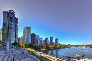 vista del puerto del centro de vancouver en vancouver, columbia británica, canadá foto