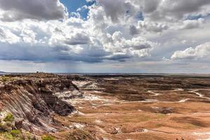 mesa azul en el parque nacional del bosque petrificado, arizona, estados unidos foto