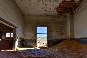 ciudad fantasma kolmanskop, namibia foto