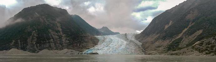 glaciar davidson cerca del punto del glaciar en el sureste de alaska foto