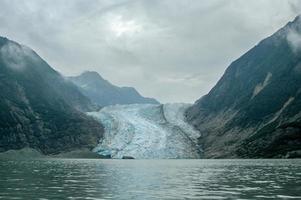 glaciar davidson cerca del punto del glaciar en el sureste de alaska foto