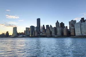 View of Manhattan from Roosevelt Island photo