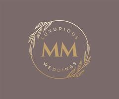 Plantilla de logotipos de monograma de boda con letras iniciales mm, plantillas florales y minimalistas modernas dibujadas a mano para tarjetas de invitación, guardar la fecha, identidad elegante. vector