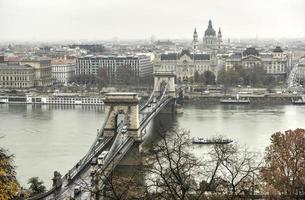 puente de las cadenas szechenyi - budapest, hungría foto