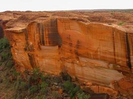 vista panorámica de kings canyon, australia central, territorio del norte, australia foto