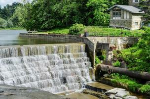 cataratas triphammer, ithaca, nueva york foto