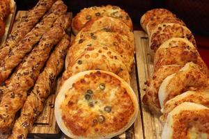 pan y productos de panadería vendidos en israel. foto