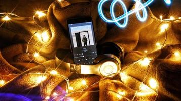 Headphones Surrounded By Fairy Lights In Long Exposure in Karachi Pakistan 2022 photo