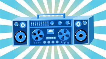 gravador de música de áudio retrô antigo vintage com hipster de cassete de áudio para geeks dos anos 70, 80, 90 em um fundo de raios azuis. vídeo em 4k de alta qualidade, design de movimento video