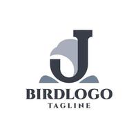 logotipo de la letra j con una ilustración de una cabeza de pájaro. bueno para cualquier logotipo de empresa. vector