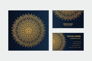 tarjetas de visita doradas con flor oriental mandala pro vector