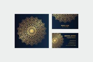 tarjetas de visita doradas con flor oriental mandala pro vector