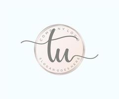 Initial TU feminine logo. Usable for Nature, Salon, Spa, Cosmetic and Beauty Logos. Flat Vector Logo Design Template Element.