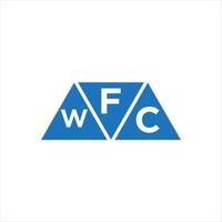 diseño de logotipo en forma de triángulo fwc sobre fondo blanco. concepto de logotipo de letra de iniciales creativas fwc. vector