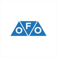 diseño de logotipo en forma de triángulo foo sobre fondo blanco. concepto de logotipo de letra inicial creativa foo. vector