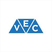 diseño de logotipo en forma de triángulo evc sobre fondo blanco. concepto de logotipo de letra de iniciales creativas de evc. vector