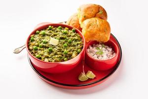 Hariyali green Pav bhaji is a variation of a traditional pav bhaji made using leafy vegetables photo