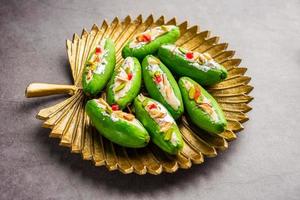 parwal mithai o dulce de calabaza puntiaguda también conocido como parval pak