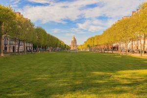 Invalidendom in Paris from Esplanade Jacques Chaban-Delmas photo