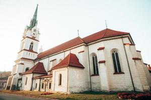iglesia de la natividad de la santa virgen stryi, ucrania. foto