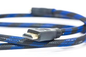 cable hdmi sobre un fondo blanco foto