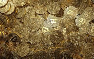 fondo de bitcoins. monedas viejas gastadas. ilustración de representación 3d. foto