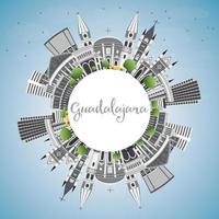 horizonte de guadalajara con edificios grises, cielo azul y espacio para copiar. vector