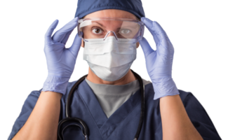 png transparente doctora o enfermera con mascarilla médica y equipo de protección.