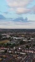 vista aérea de la ciudad en estilo vertical y vertical video