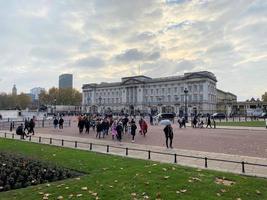 londres en el reino unido en diciembre de 2022. una vista del palacio de buckingham en londres foto