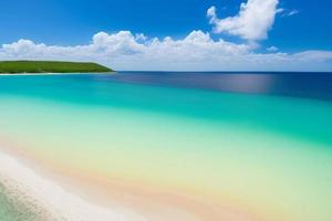 hermosa playa tropical con océano azul. concepto de vacaciones de verano de fondo de playa de paraíso tropical de arena blanca. foto