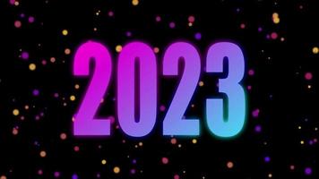 Text 2023 Animation und fliegende Weihnachtskugeln isoliert auf schwarzem Hintergrund, Neujahr 2023, Designvorlage Frohes neues Jahr 2023 Konzept Urlaub animierte Karte video